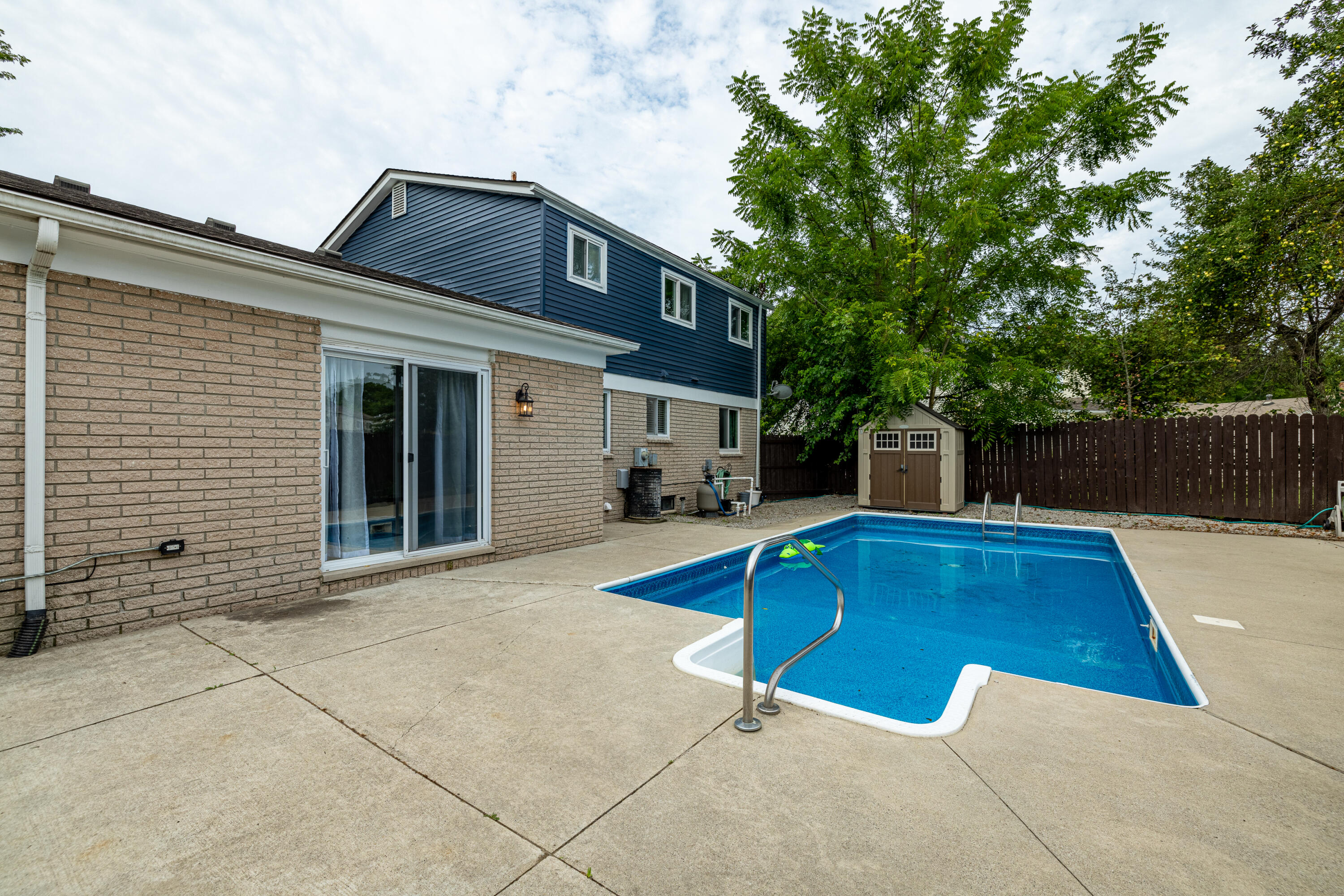 39740 Coronation Road Canton, MI 48188 - Photo 34 of 41 39740 Coronation Rd (37 of 41)