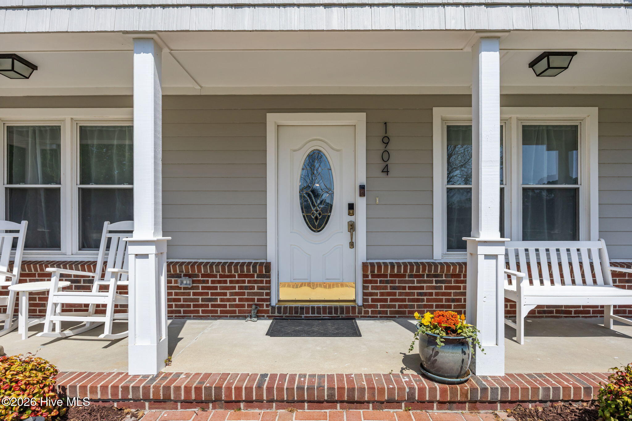 1904 Paulette Road Morehead City, NC 28557 - Photo 6 of 40 Front Porch