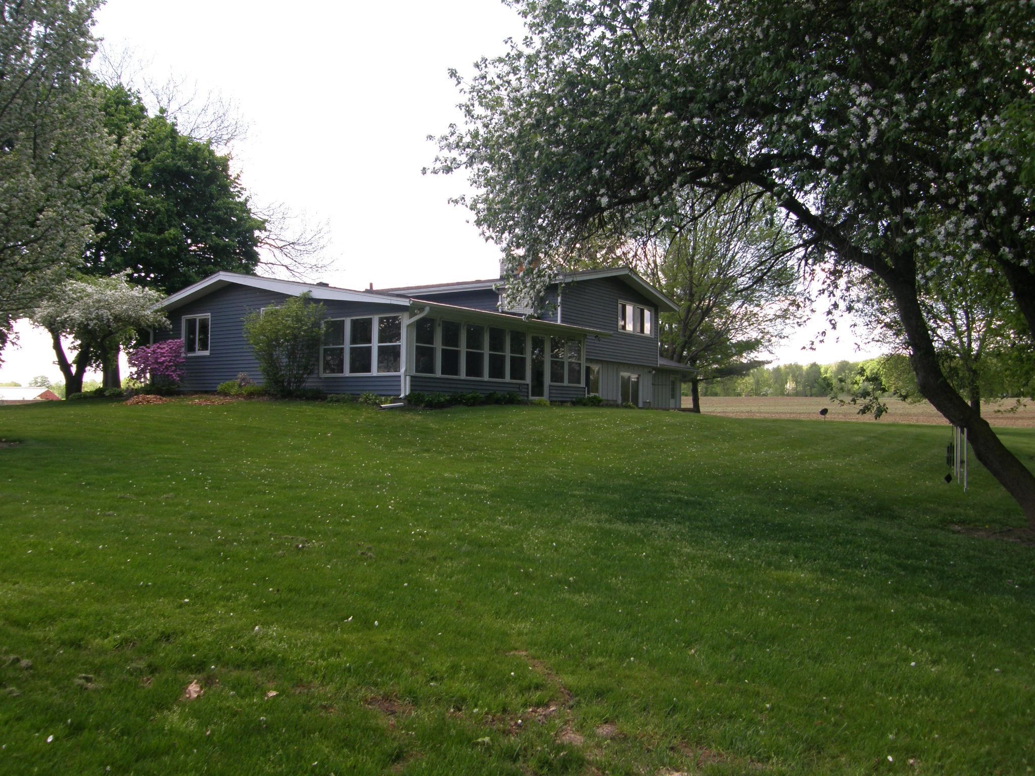 5360 South Meridian Road Mount Pleasant, MI 48858 - Photo 4 of 43 1899794-3.JPG