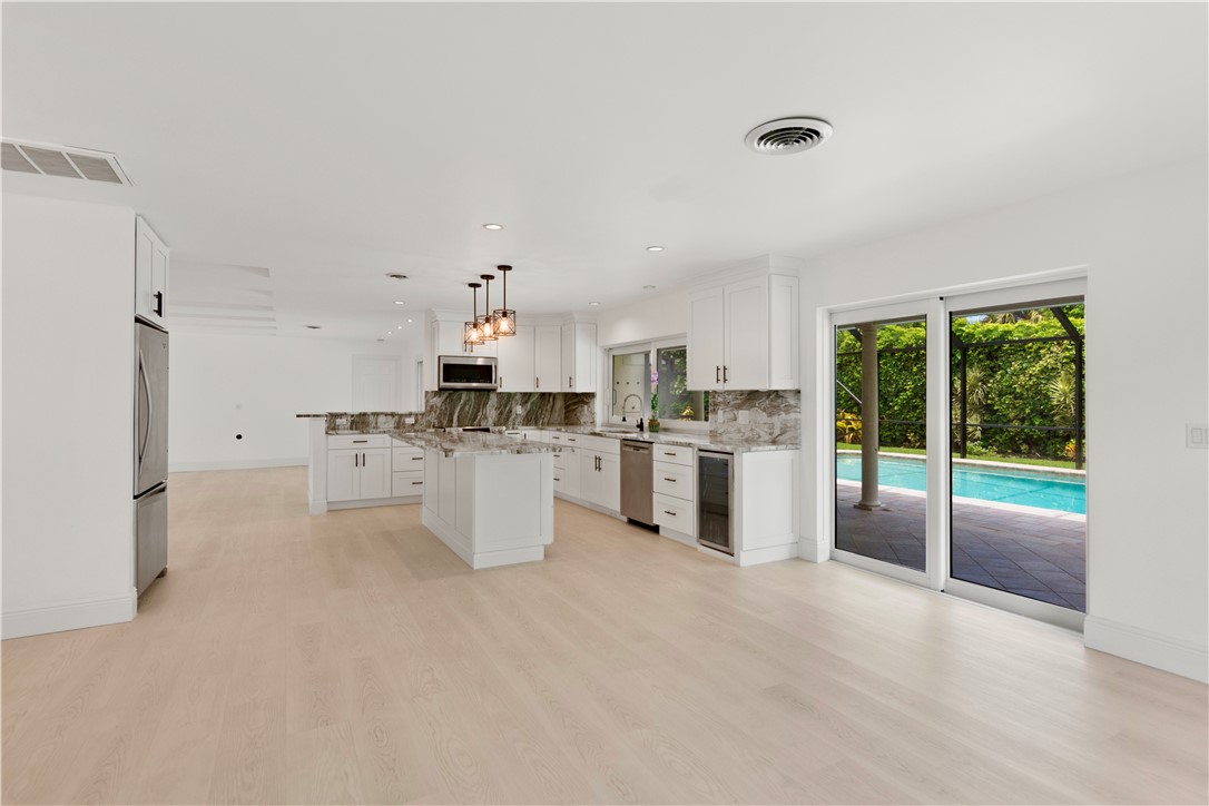 1060 Clipper Road Vero Beach, FL 32963 - Photo 17 of 35 Gallery Image 17
