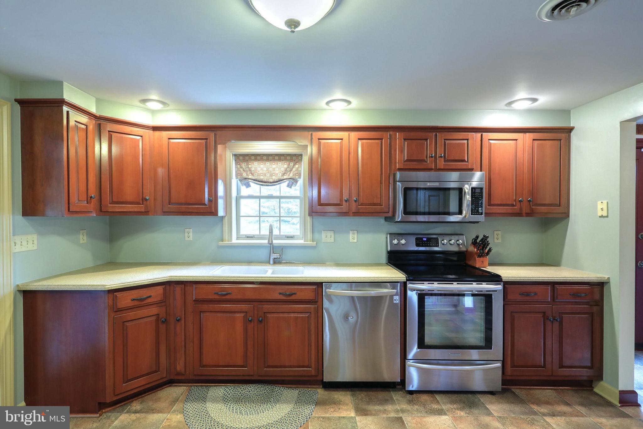 1263 Hoff Road Hanover, PA 17331 - Photo 15 of 67