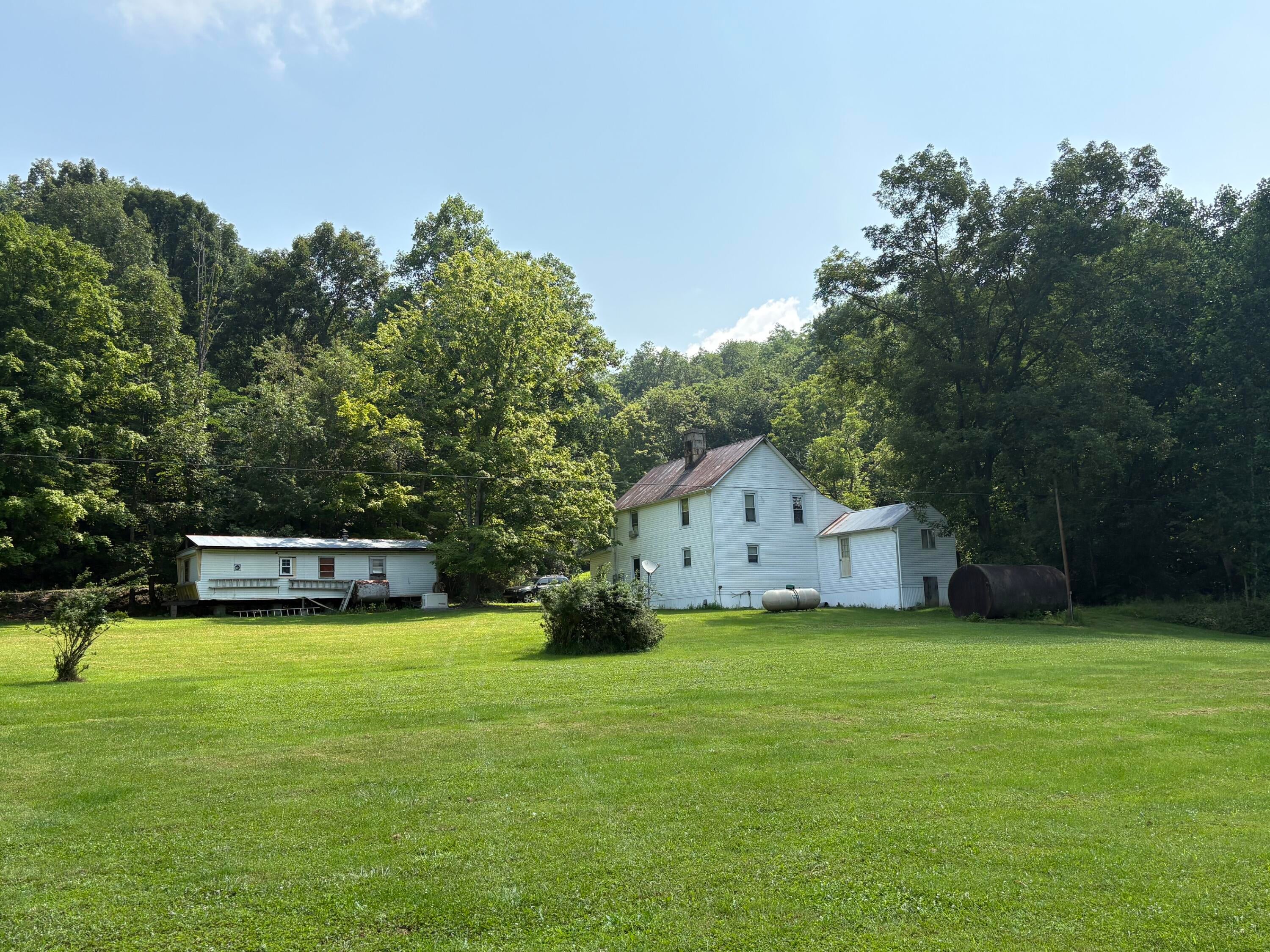 1514 Hartsook Road Crawley, WV 24931 - Photo 14 of 40 Gallery Image 14