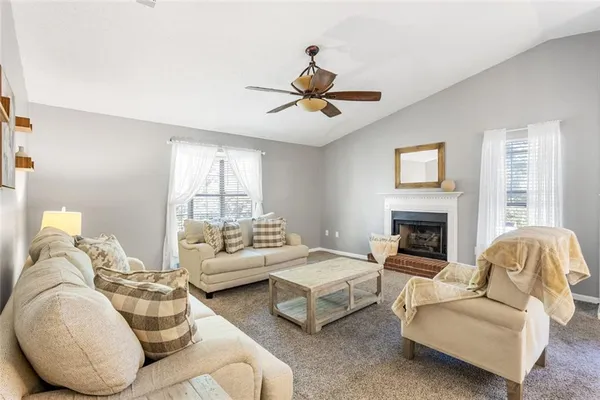 $135,000 | 2092 South Sherwood Drive, Unit Q88, Valdosta, GA 31602