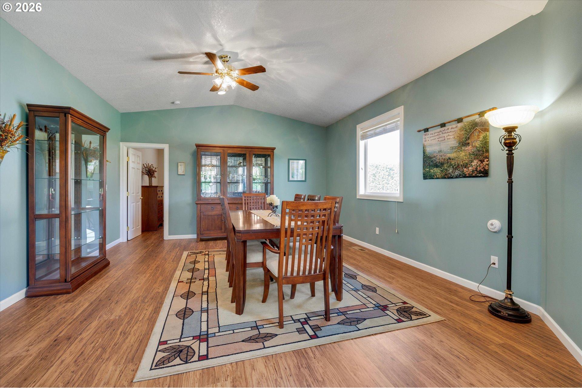 14323 South Graves Road Mulino, OR 97042 - Photo 17 of 46 Gallery Image 17