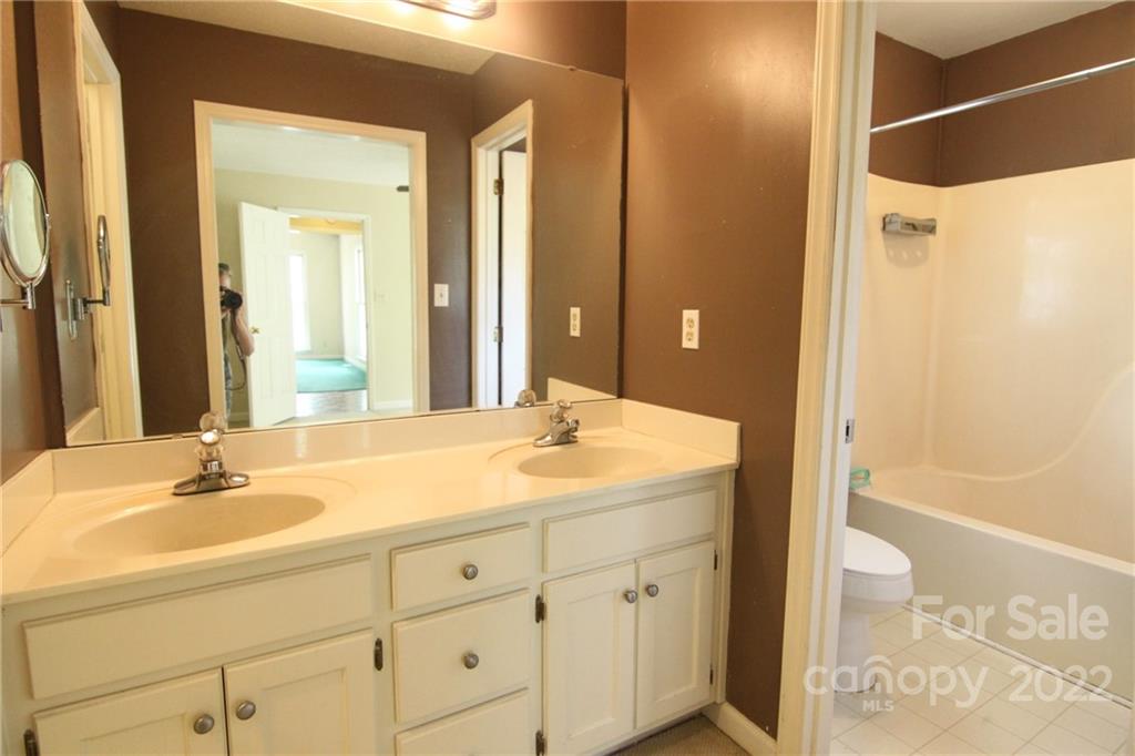 3019 Forbes Road Gastonia, NC 28056 - Photo 33 of 39 Gallery Image 33