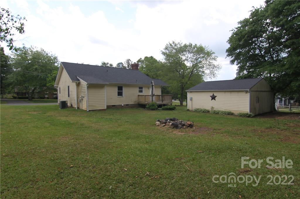 3019 Forbes Road Gastonia, NC 28056 - Photo 8 of 39 Gallery Image 8