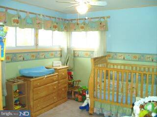 41 Idlewild Road Levittown, PA 19057 - Photo 5 of 6 Gallery Image 5