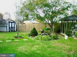 41 Idlewild Road Levittown, PA 19057 - Photo 6 of 6 Gallery Image 6