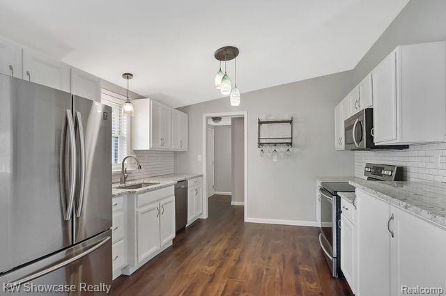 4053 Mapleleaf Road Waterford, MI 48328 - Photo 10 of 23 Gallery Image 10