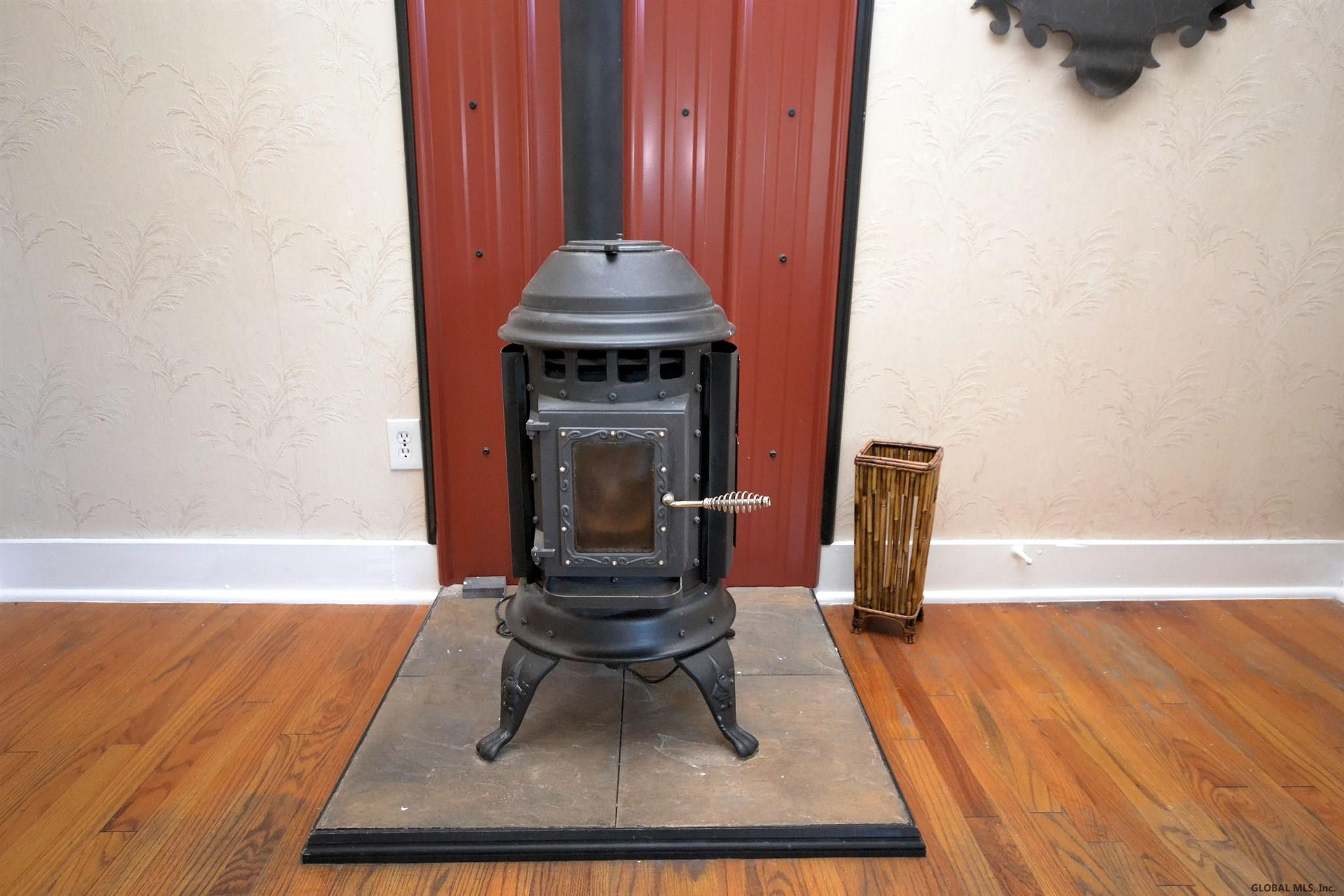 348 Ridge Road Queensbury, NY 12804 - Photo 9 of 19 Photo 9