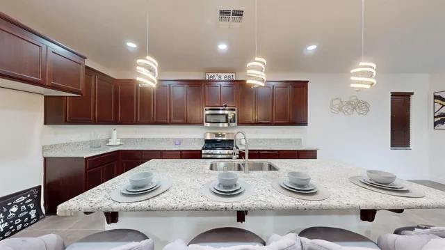 $685,000 | 9824 Porto Bay Drive, Elk Grove, CA 95757