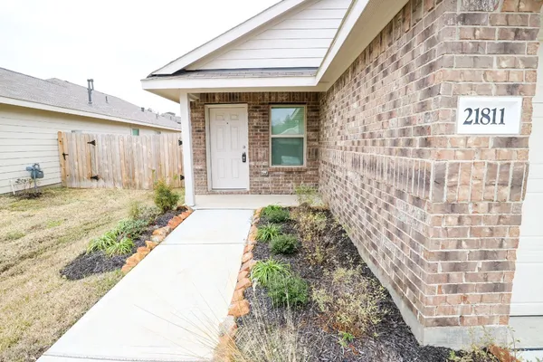 $1,750 | 21811 Hickory Spgs Court, New Caney, TX 77357
