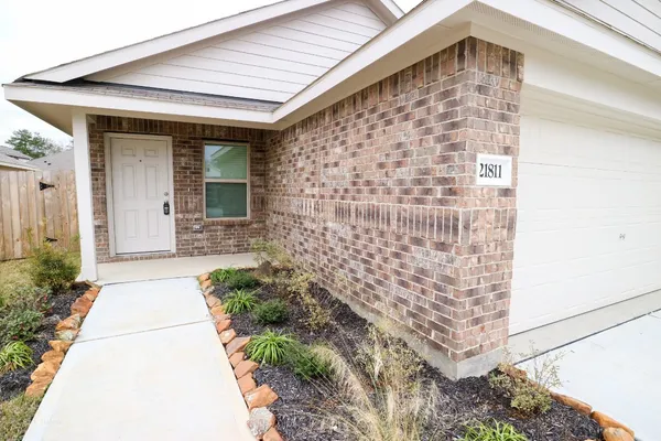 $1,750 | 21811 Hickory Spgs Court, New Caney, TX 77357