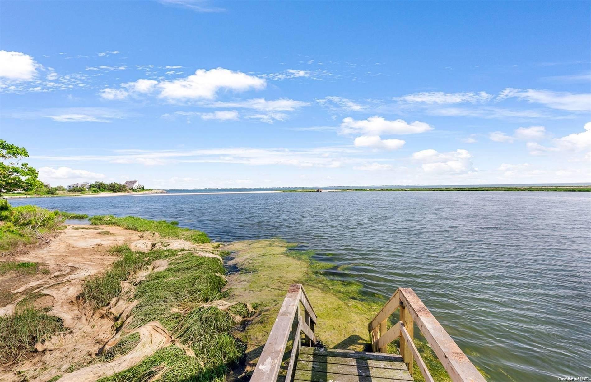 134 Middle Pond Road Southampton, NY 11968 - Photo 29 of 32 a view of an ocean