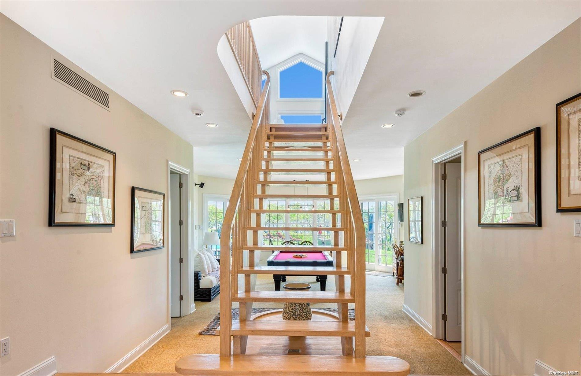 134 Middle Pond Road Southampton, NY 11968 - Photo 6 of 32 a view of an entryway with furniture