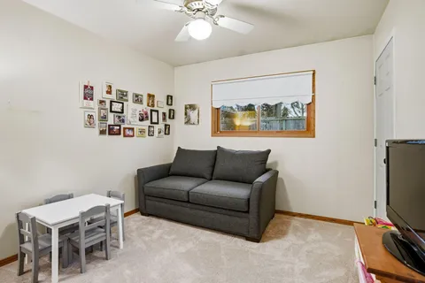 $399,900 | 321 Lakeview Road, South Milwaukee, WI 53172