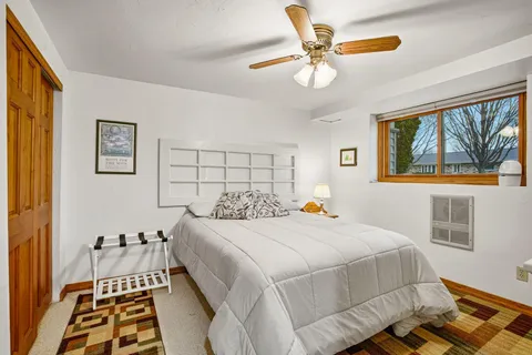 $399,900 | 321 Lakeview Road, South Milwaukee, WI 53172