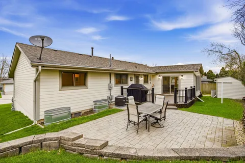 $399,900 | 321 Lakeview Road, South Milwaukee, WI 53172