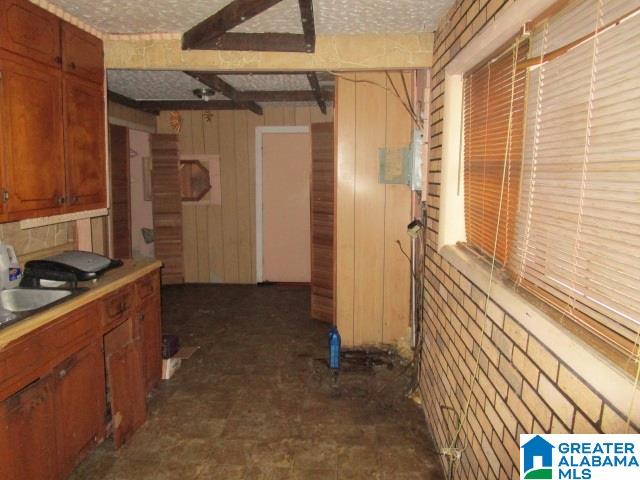 124 58th Street Fairfield, AL 35064 - Photo 5 of 10