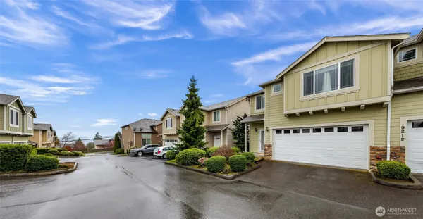 $549,000 | 9212 11th Place Northeast, Unit A, Lake Stevens, WA 98258