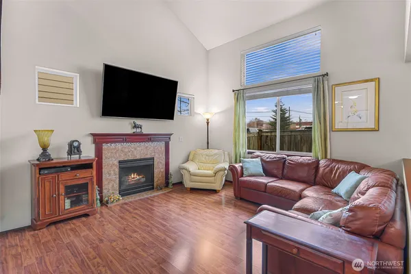 $549,000 | 9212 11th Place Northeast, Unit A, Lake Stevens, WA 98258