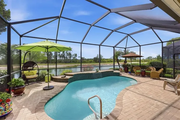 $599,000 | 10441 Crooked Creek Drive, Venice, FL 34293