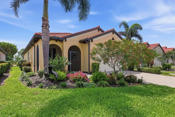 $599,000 | 10441 Crooked Creek Drive, Venice, FL 34293