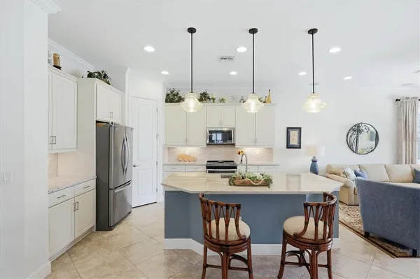 $599,000 | 10441 Crooked Creek Drive, Venice, FL 34293