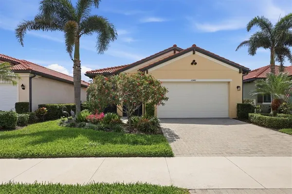 $599,000 | 10441 Crooked Creek Drive, Venice, FL 34293