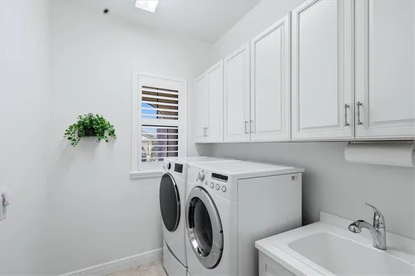 $599,000 | 10441 Crooked Creek Drive, Venice, FL 34293