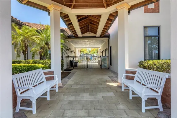 $599,000 | 10441 Crooked Creek Drive, Venice, FL 34293