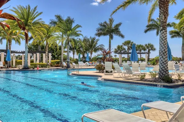 $599,000 | 10441 Crooked Creek Drive, Venice, FL 34293