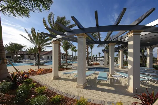 $599,000 | 10441 Crooked Creek Drive, Venice, FL 34293