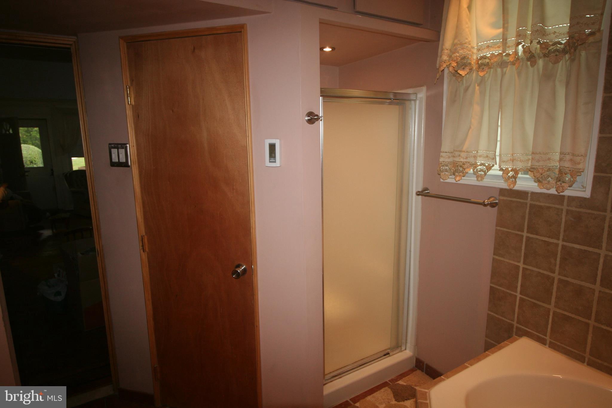 7945 Church Road Jenkintown, PA 19046 - Photo 18 of 36 Full Bathroom