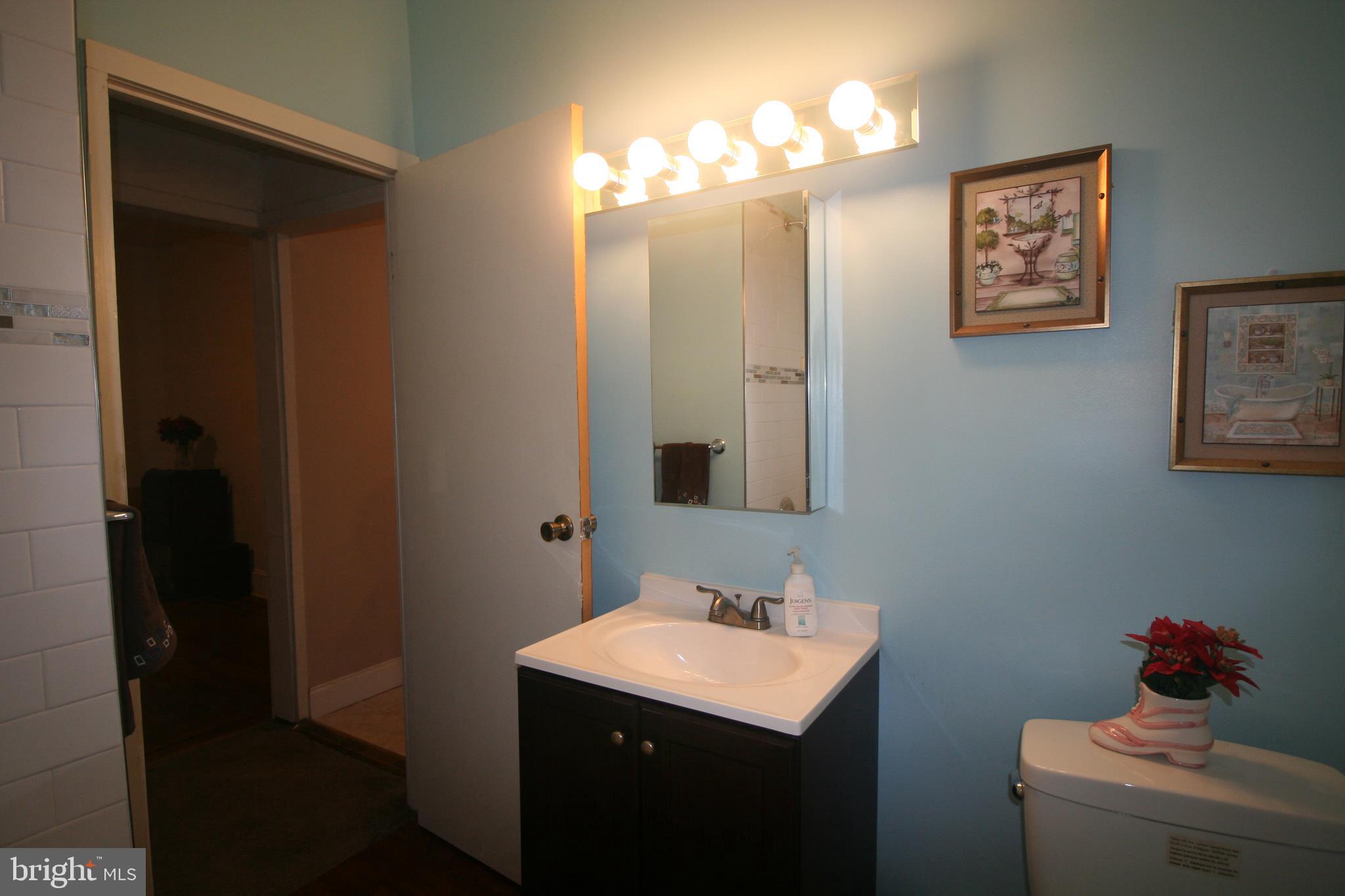 7945 Church Road Jenkintown, PA 19046 - Photo 19 of 36