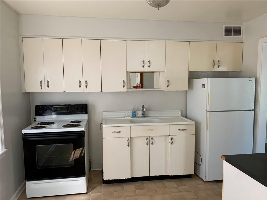 1861 Bauer Road Indianapolis, IN 46218 - Photo 12 of 40 Gallery Image 12
