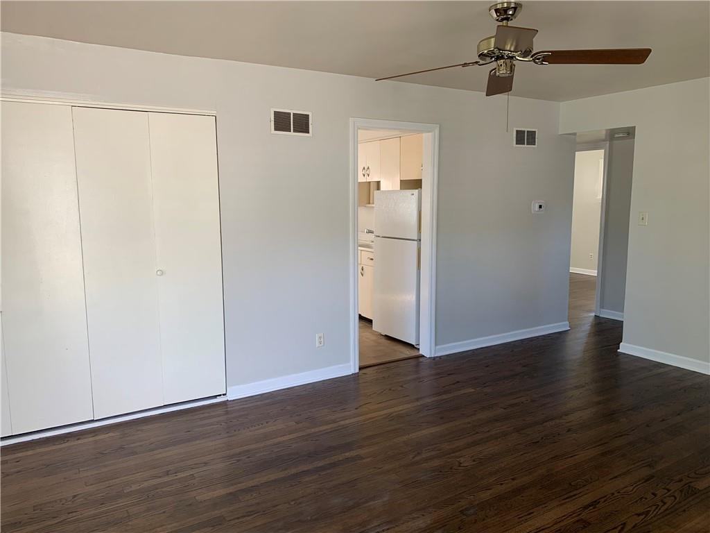 1861 Bauer Road Indianapolis, IN 46218 - Photo 4 of 40 Gallery Image 4