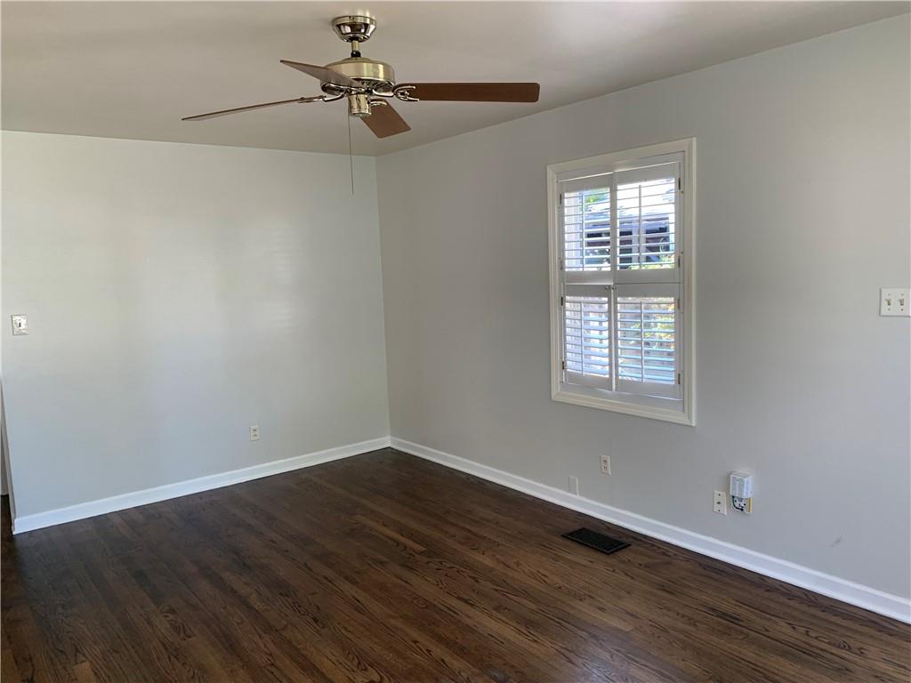 1861 Bauer Road Indianapolis, IN 46218 - Photo 5 of 40 Gallery Image 5