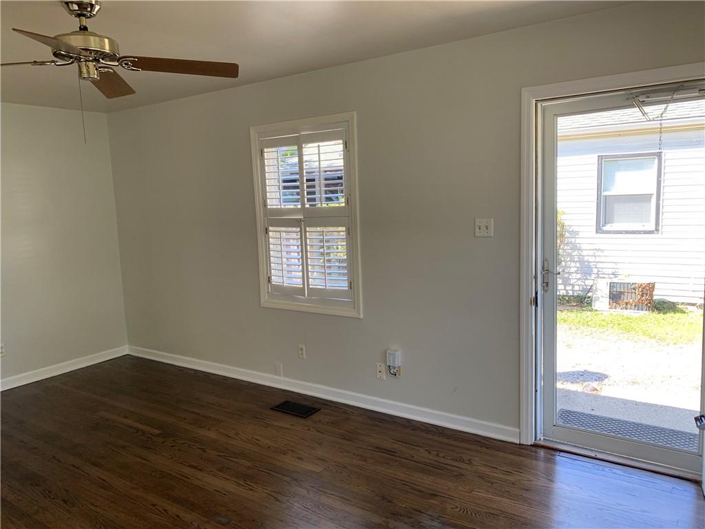 1861 Bauer Road Indianapolis, IN 46218 - Photo 6 of 40 Gallery Image 6