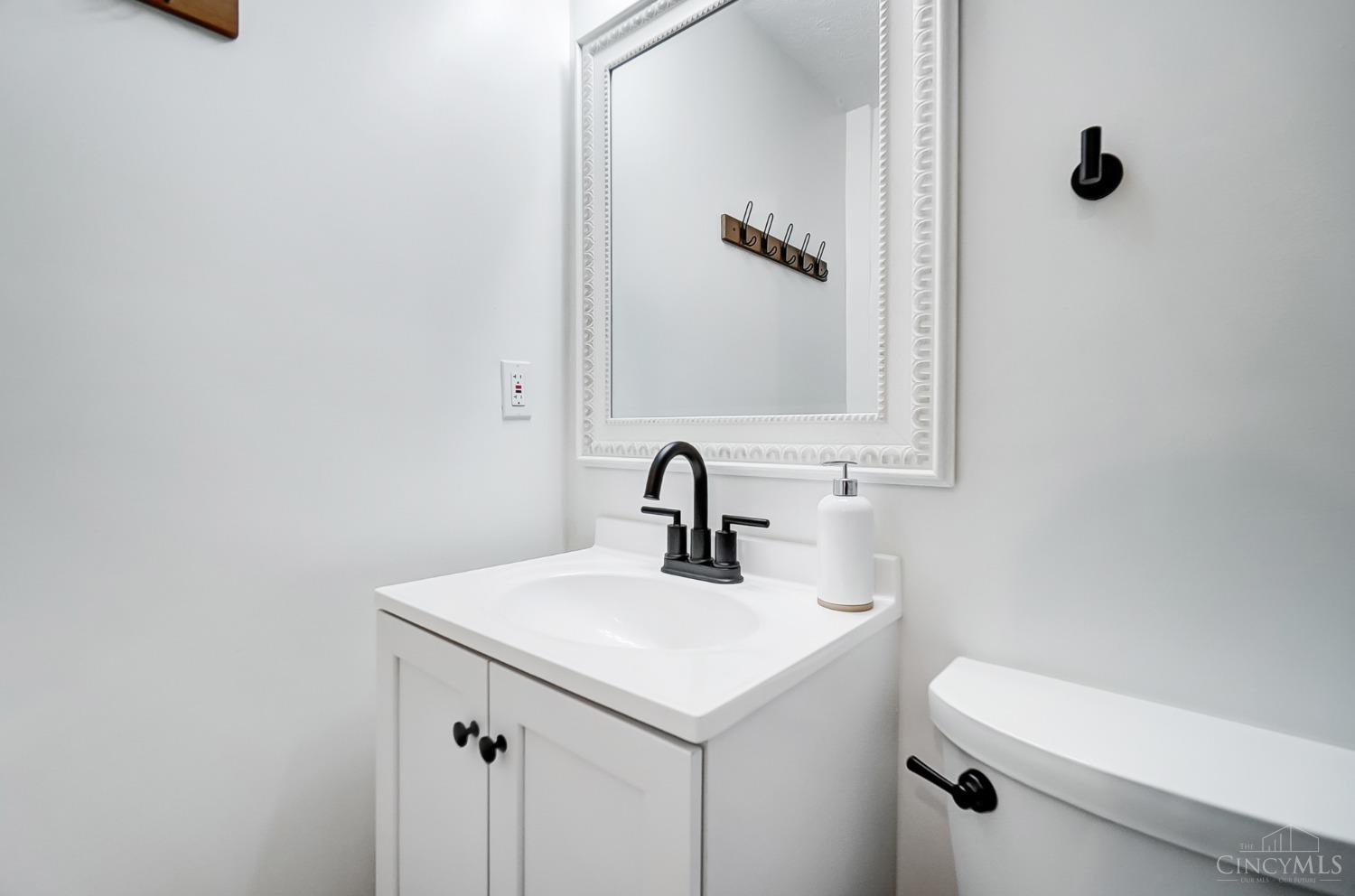 4559 Fehr Road Cincinnati, OH 45238 - Photo 33 of 54