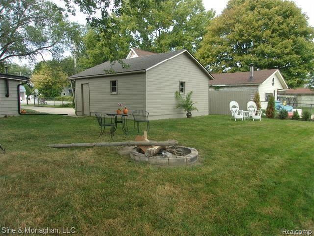 7426 Dyke Road Algonac, MI 48001 - Photo 6 of 22 Gallery Image 6