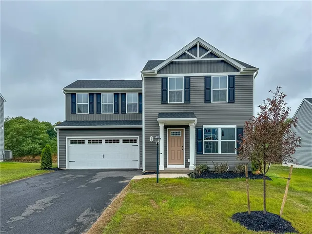 $2,750 | 14 Trailhead Road, Henrietta, NY 14467