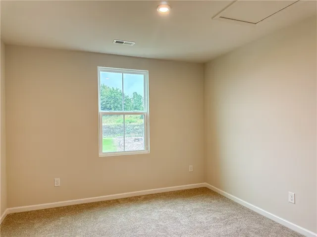 $2,750 | 14 Trailhead Road, Henrietta, NY 14467