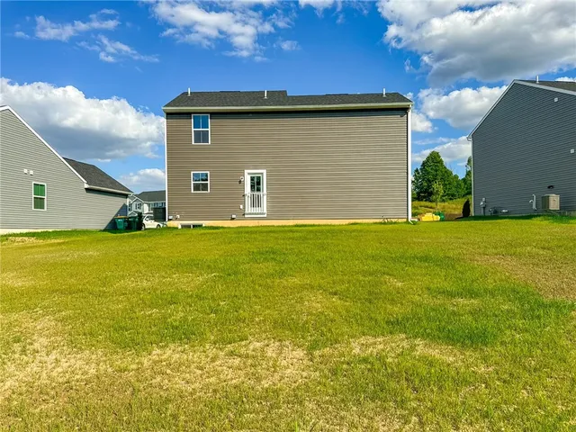 $2,750 | 14 Trailhead Road, Henrietta, NY 14467