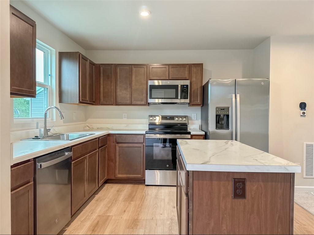 14 Trailhead Road Henrietta, NY 14467 - Photo 5 of 30