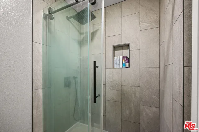 a view of a house with a garage