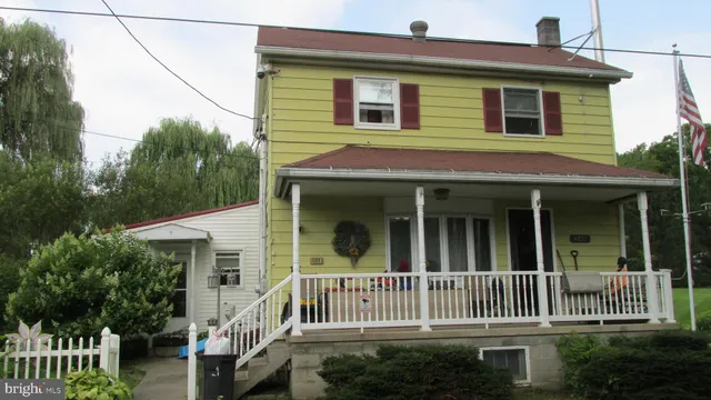 a view of front of house with a porch