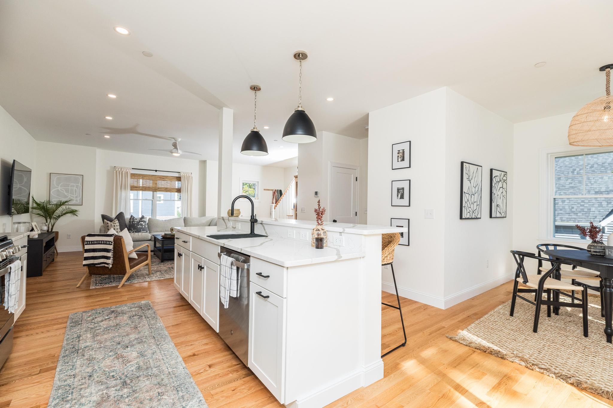 55 Ocean Road, Unit 13 Portsmouth, NH 03801 - Photo 1 of 31 Gallery Image 1