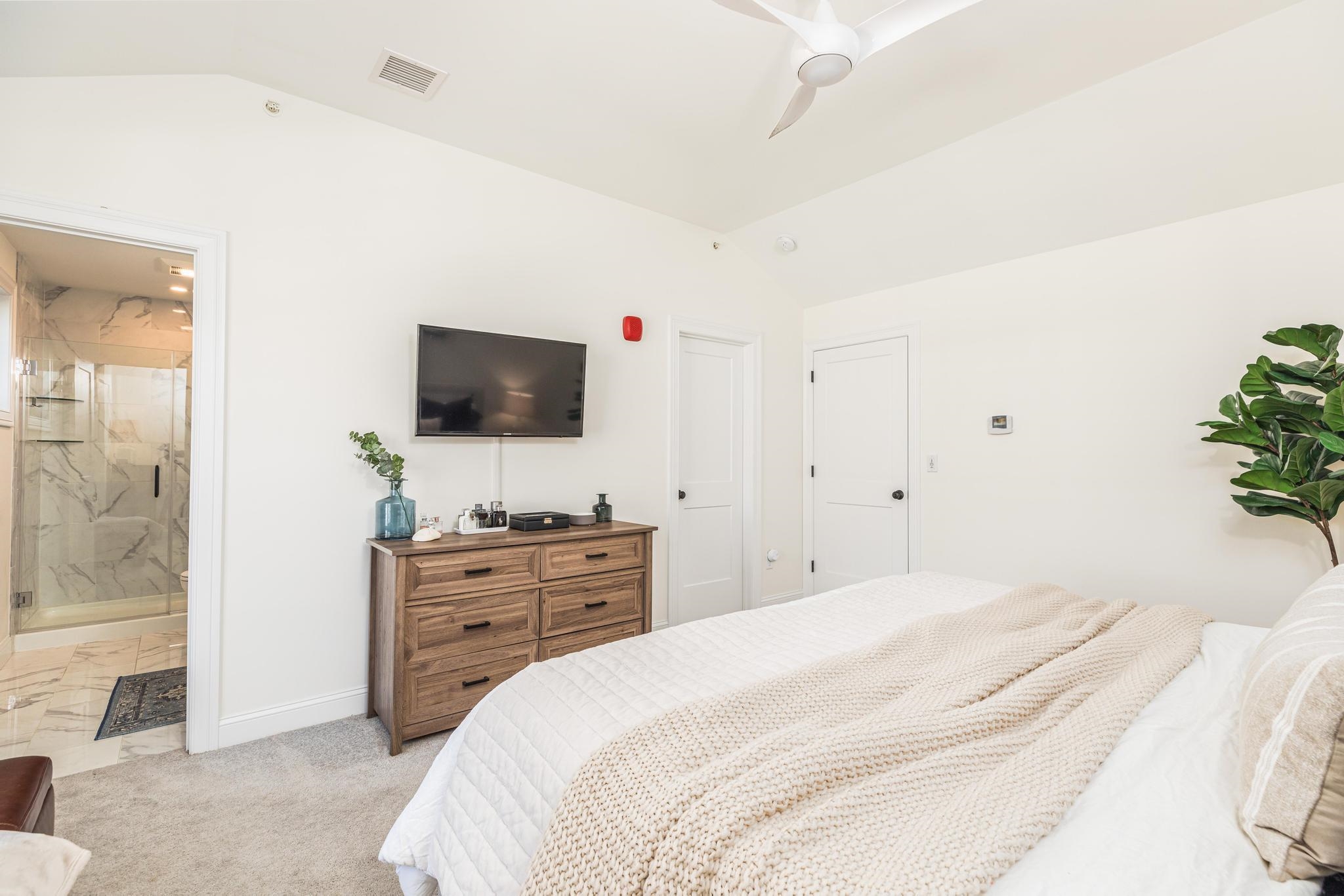 55 Ocean Road, Unit 13 Portsmouth, NH 03801 - Photo 7 of 31 Gallery Image 7