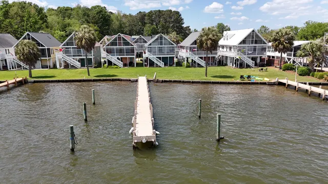$415,000 | 1049 Island Court, Summerton, SC 29148